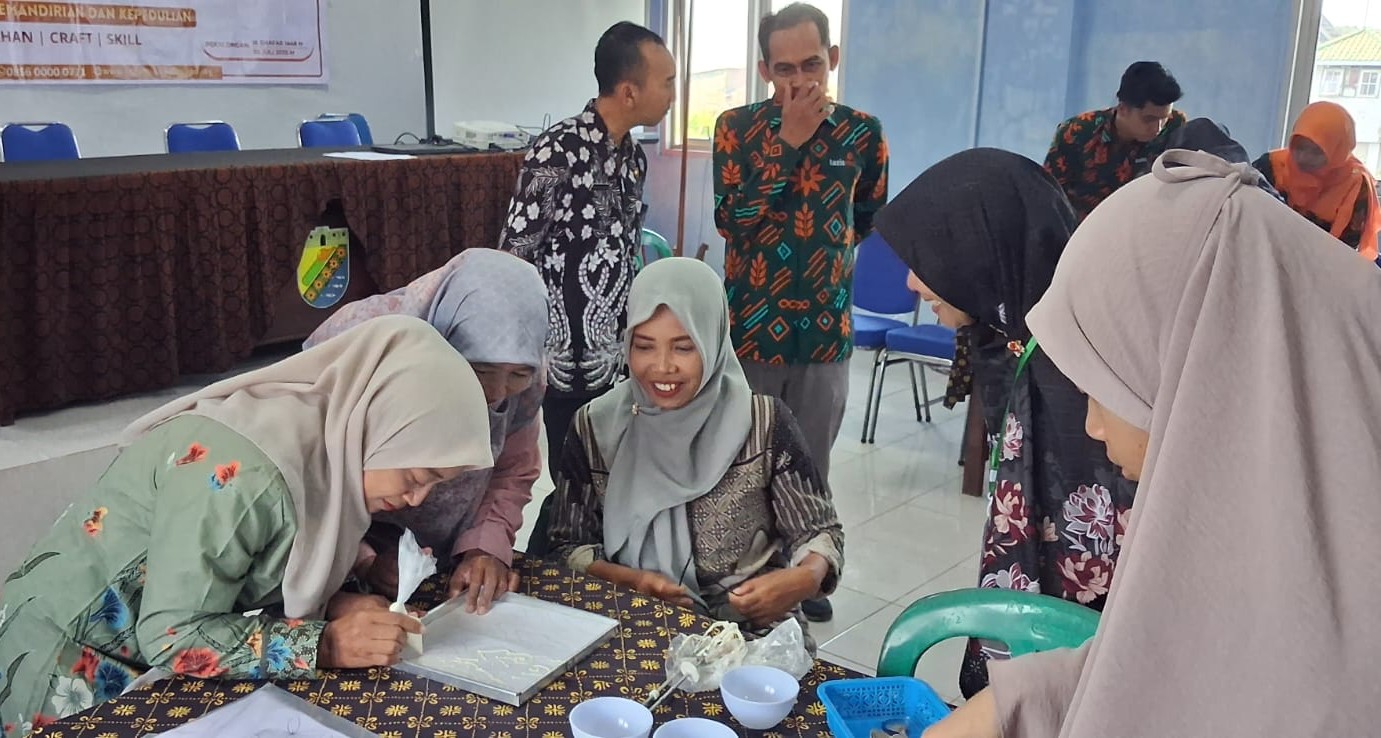 Pelatihan Bolu Batik Lazismu Kota Pekalongan (1)